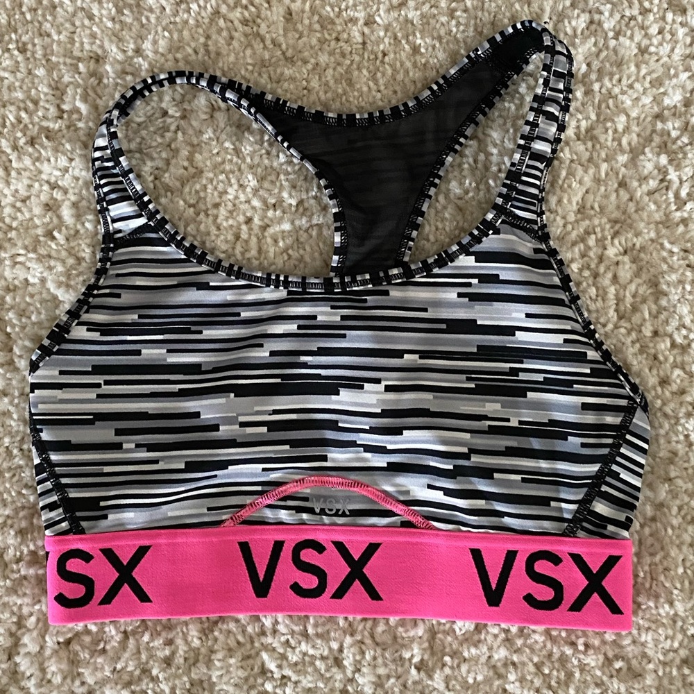 Sports bra, Victoria’s Secret -size small